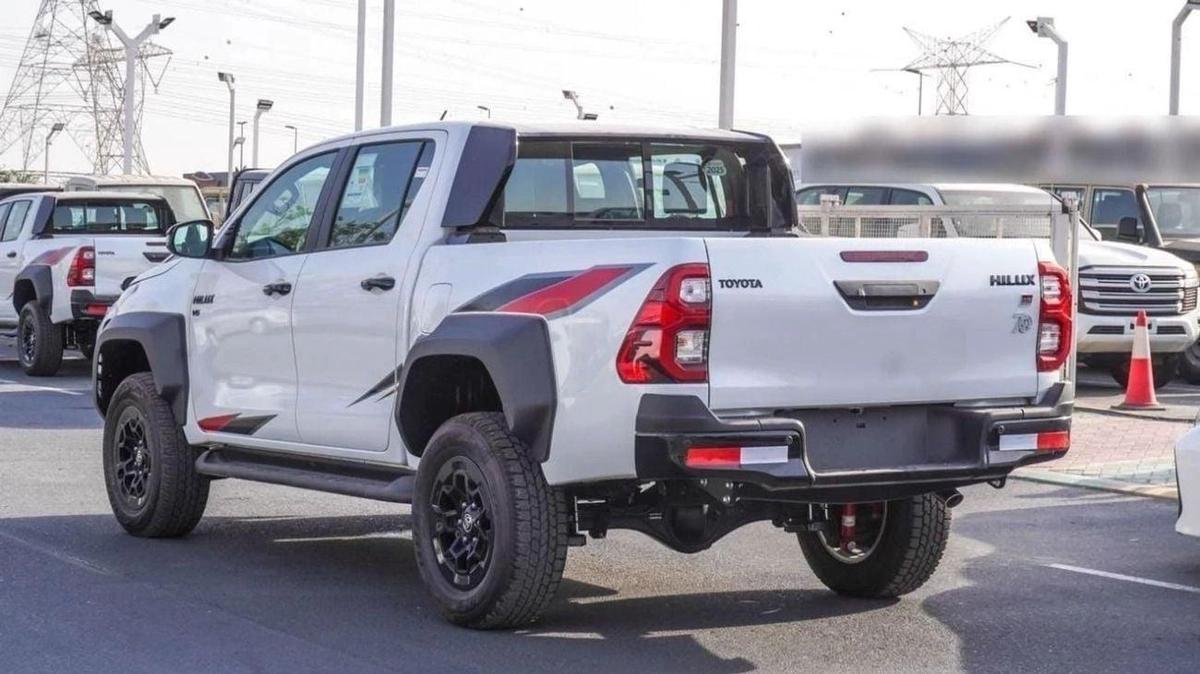 Toyota Hilux GR Sport 4.0L-4-4