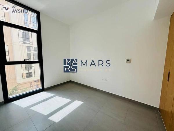 Bright and Airy 1BHK Corner Unit