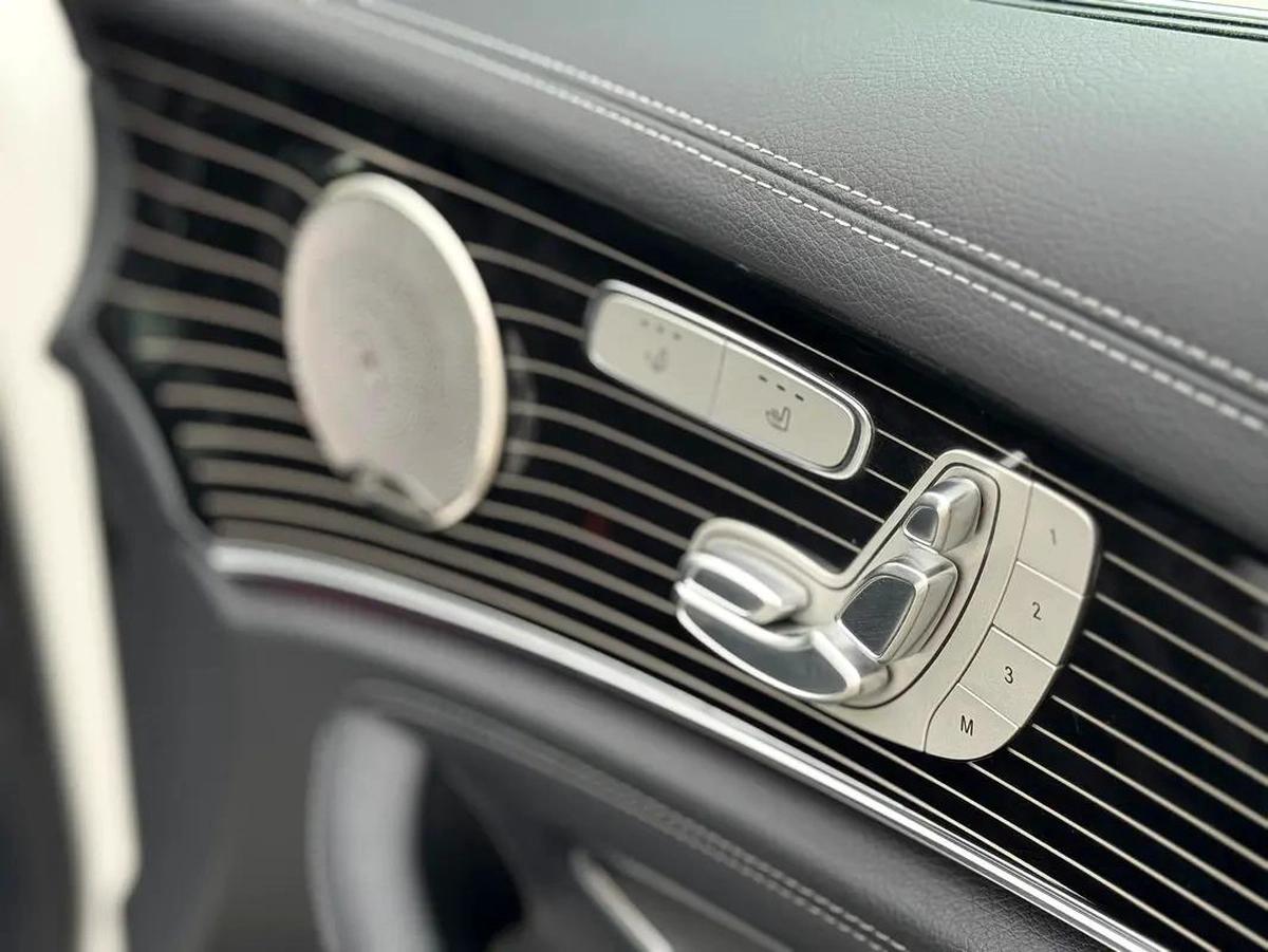 Mercedes-Benz E-Class E 400 4MATIC 2022 - Korean Specs-9-9