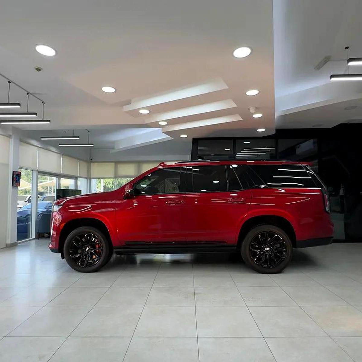 Cadillac Escalade Sport-12-12