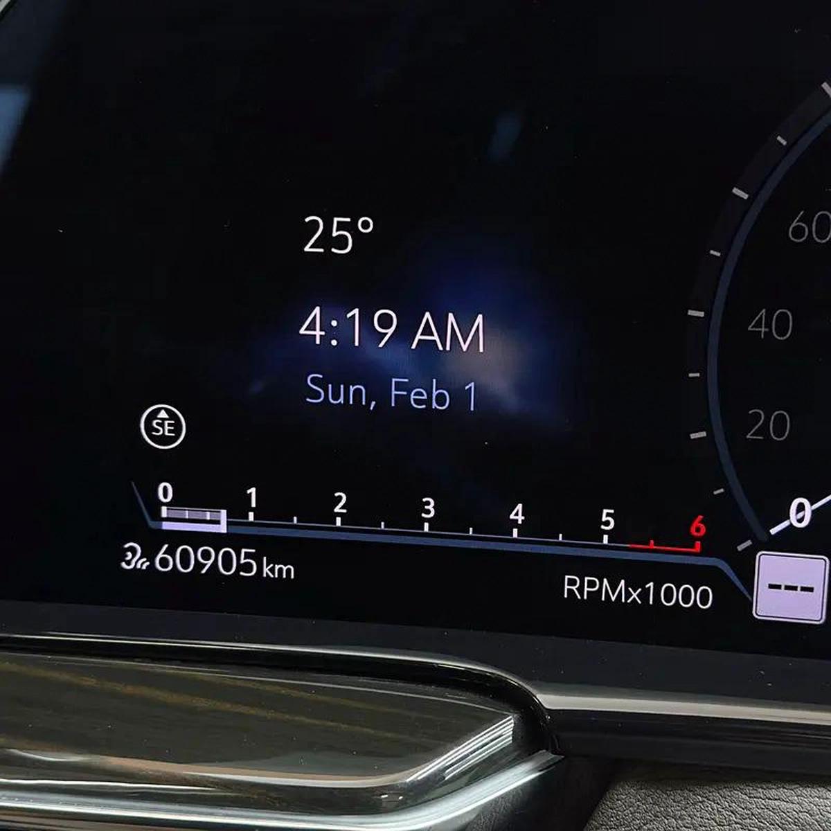 Cadillac Escalade Sport-5-5