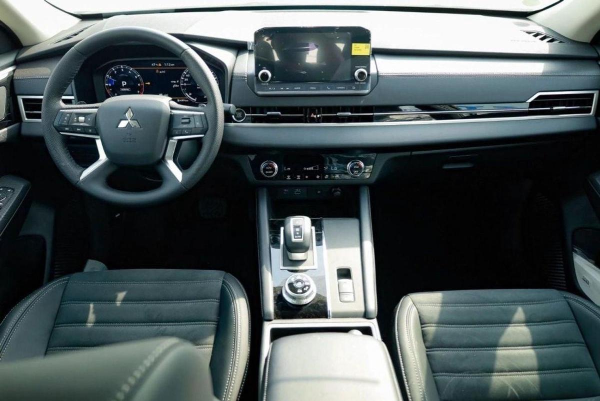 Mitsubishi Outlander OUTLANDER 2.5L-17-17