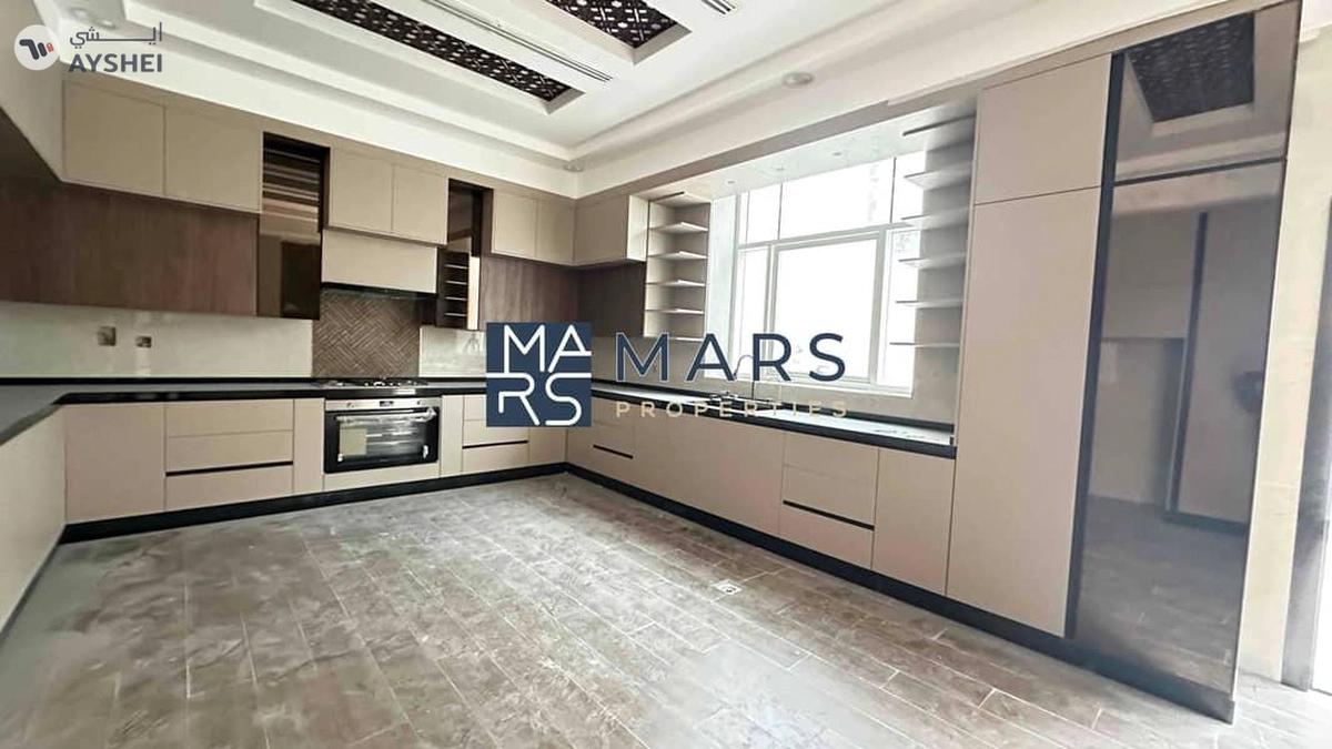 π Luxurious 5-Bedroom Villa for Sale in Hoshi, Sharjah | AED 4,800,000 π-9-9