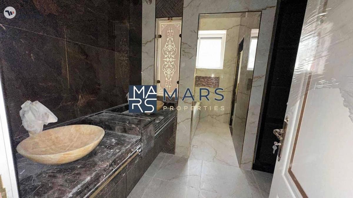 π Luxurious 5-Bedroom Villa for Sale in Hoshi, Sharjah | AED 4,800,000 π-24-24