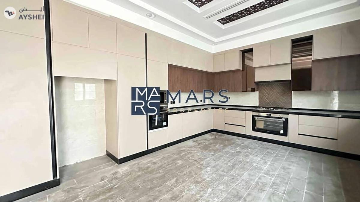 π Luxurious 5-Bedroom Villa for Sale in Hoshi, Sharjah | AED 4,800,000 π-5-5