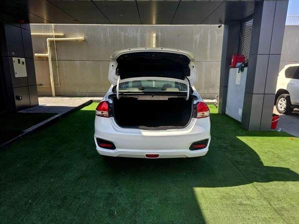 Suzuki Ciaz GCC/ 1.5 V4/ NON ACCIDENT/ LOW MILEAGE/ EXCELLENT CONDITION