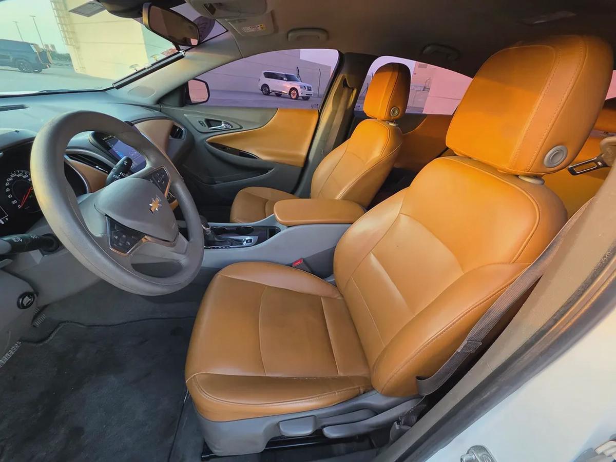 Chevrolet Malibu 2022-11-11