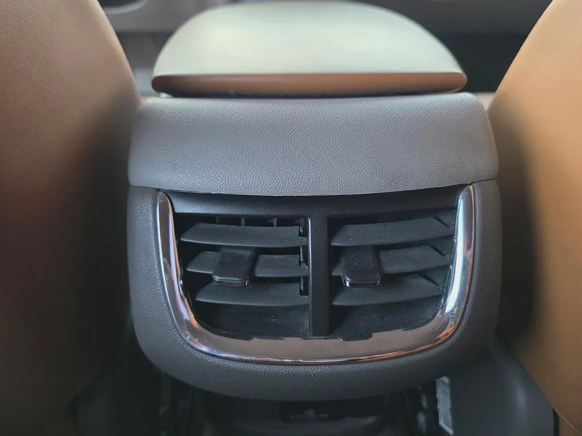 Chevrolet Malibu 2022-16-16