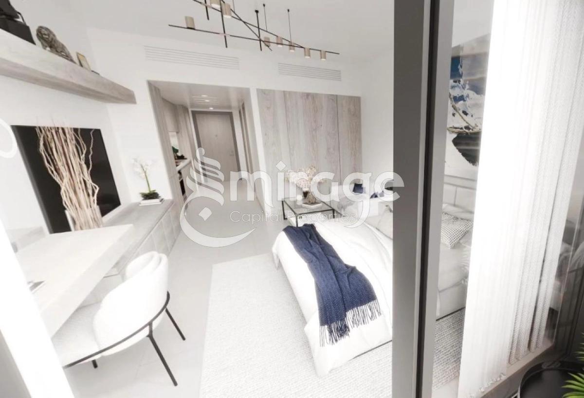 Prestigious Waterfront Studio | Iconic Location-1-landscape