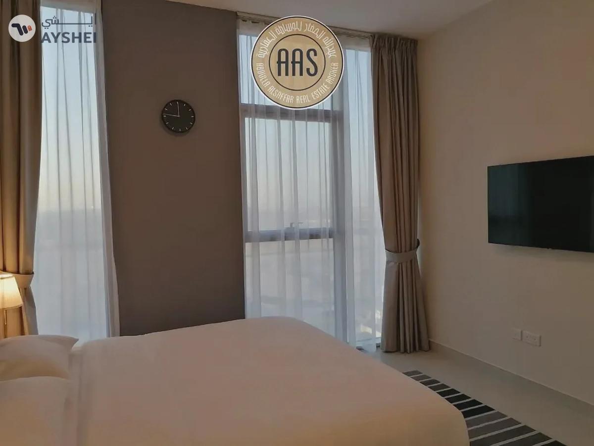 Fully Furnished ! Luxurious Apartment ! Ready To Move ! Pool Facing ! With All Aminities-8-8