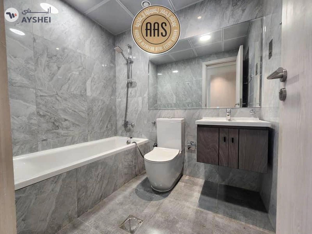 Like a brand new 2bhk//lavish interior//rent100k//all amenities//in arjan-14-14