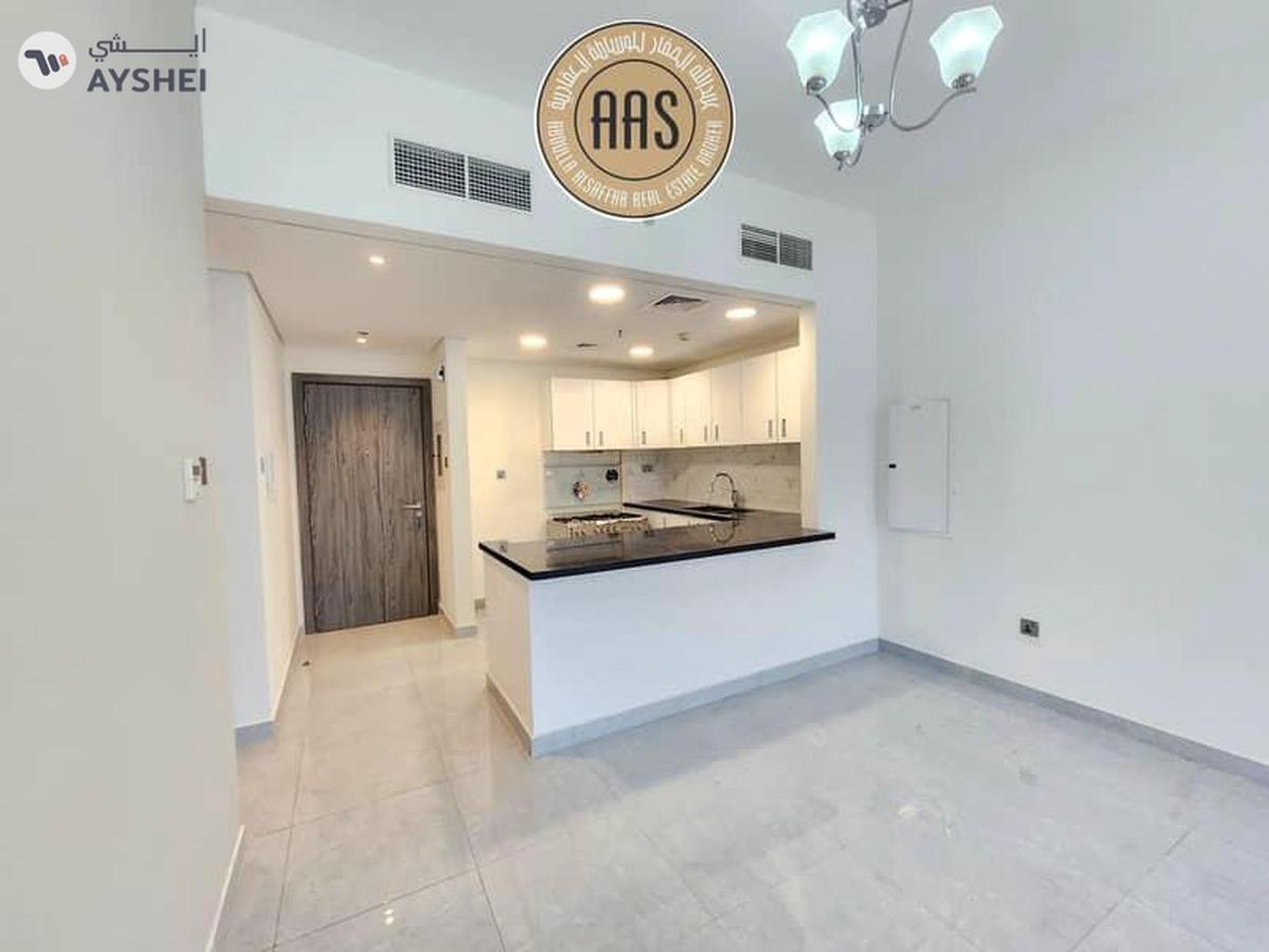 Like a brand new 2bhk//lavish interior//rent100k//all amenities//in arjan-8-8