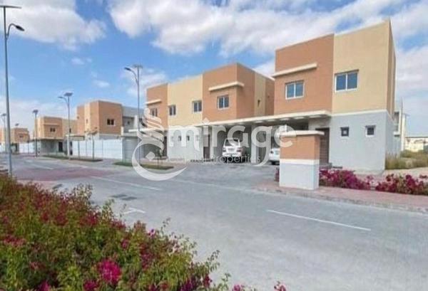 Vibrant 4BR Villa | Family Home | Private Pool