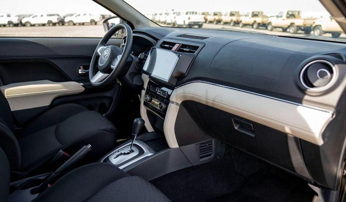 Toyota Rush Toyota Rush 1.5L Petrol MY2024-11-11