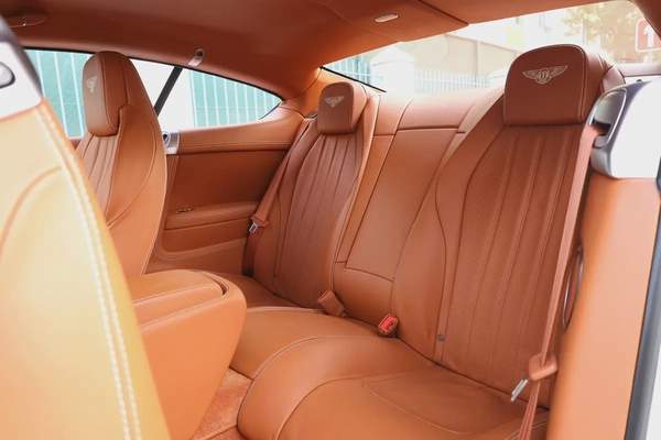 Bentley Continental GT V8 S -2015-84000KM-GCC Specs-Excellent Condition