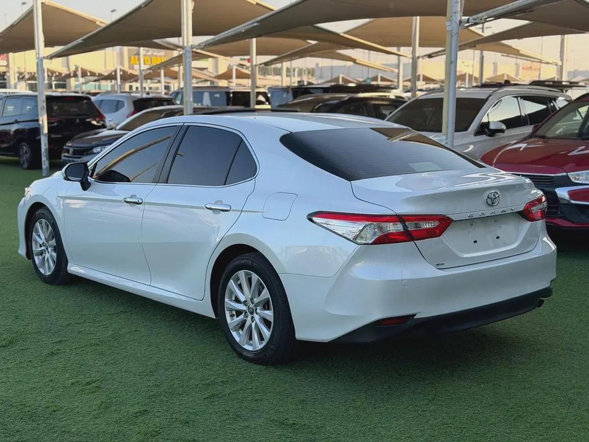 CAMRY 2020 MODEL FREE ACCIDENT FIRST OWNER 130000KM ORIGINAL PAINT EXCELLENT CONDITION-2-2