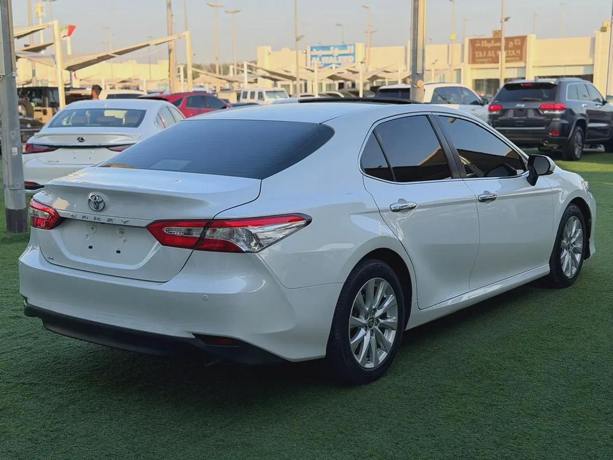 CAMRY 2020 MODEL FREE ACCIDENT FIRST OWNER 130000KM ORIGINAL PAINT EXCELLENT CONDITION-4-4