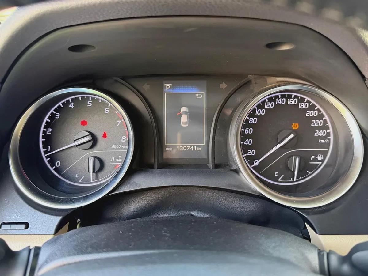 CAMRY 2020 MODEL FREE ACCIDENT FIRST OWNER 130000KM ORIGINAL PAINT EXCELLENT CONDITION-7-7