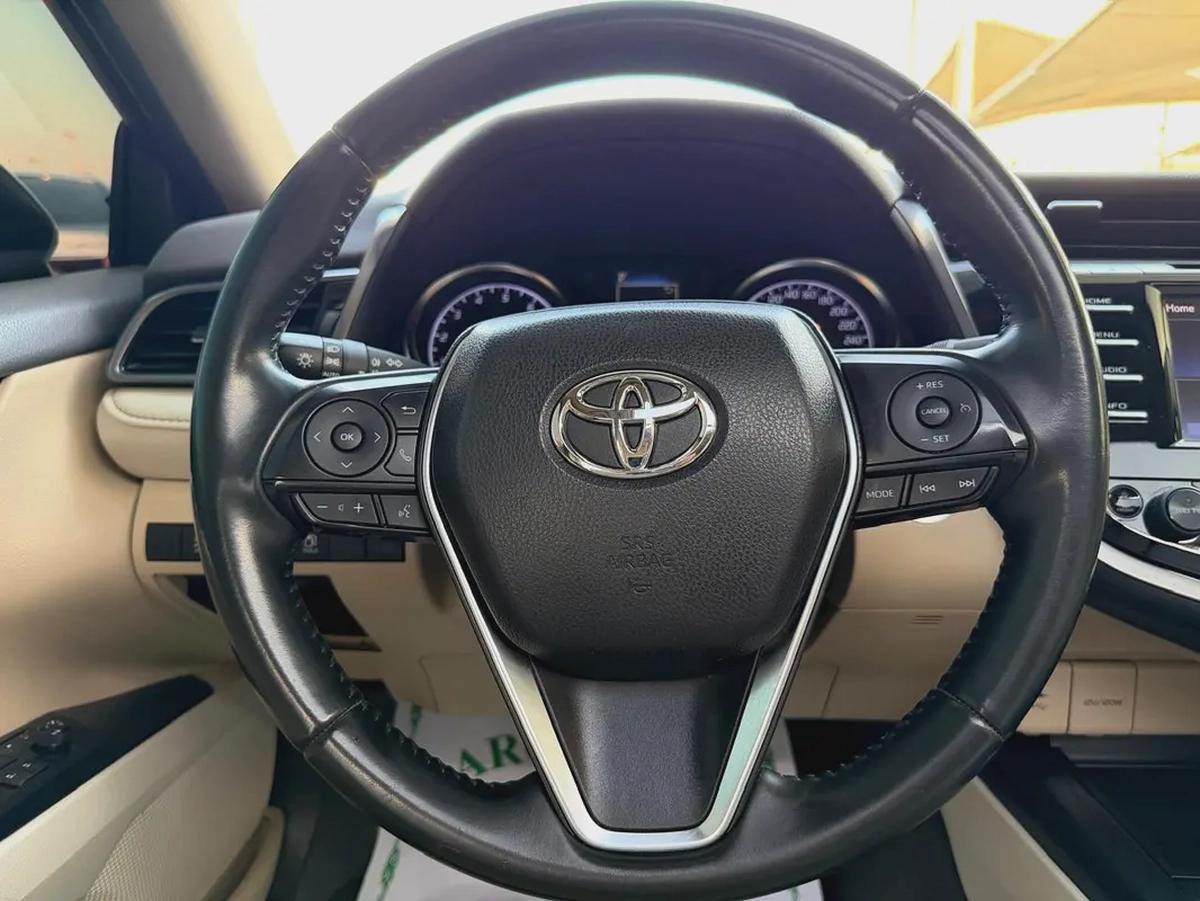 CAMRY 2020 MODEL FREE ACCIDENT FIRST OWNER 130000KM ORIGINAL PAINT EXCELLENT CONDITION-13-13