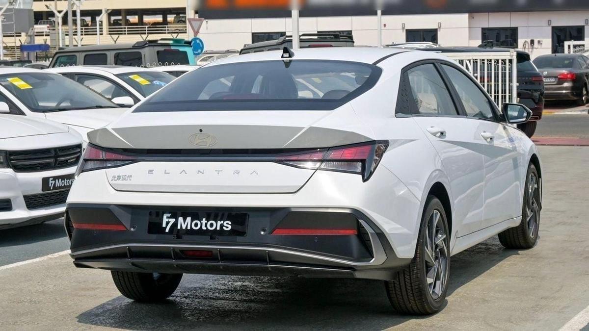 Hyundai Elantra-12-12