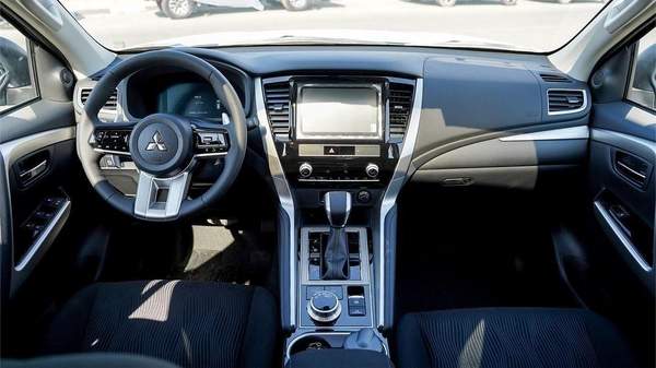 Mitsubishi Montero Sport Brand New 2026 Mitsubishi Montero Sport GLS (H64) 3.0L 6-Cylinder SUV – GCC Specs | Export Ready