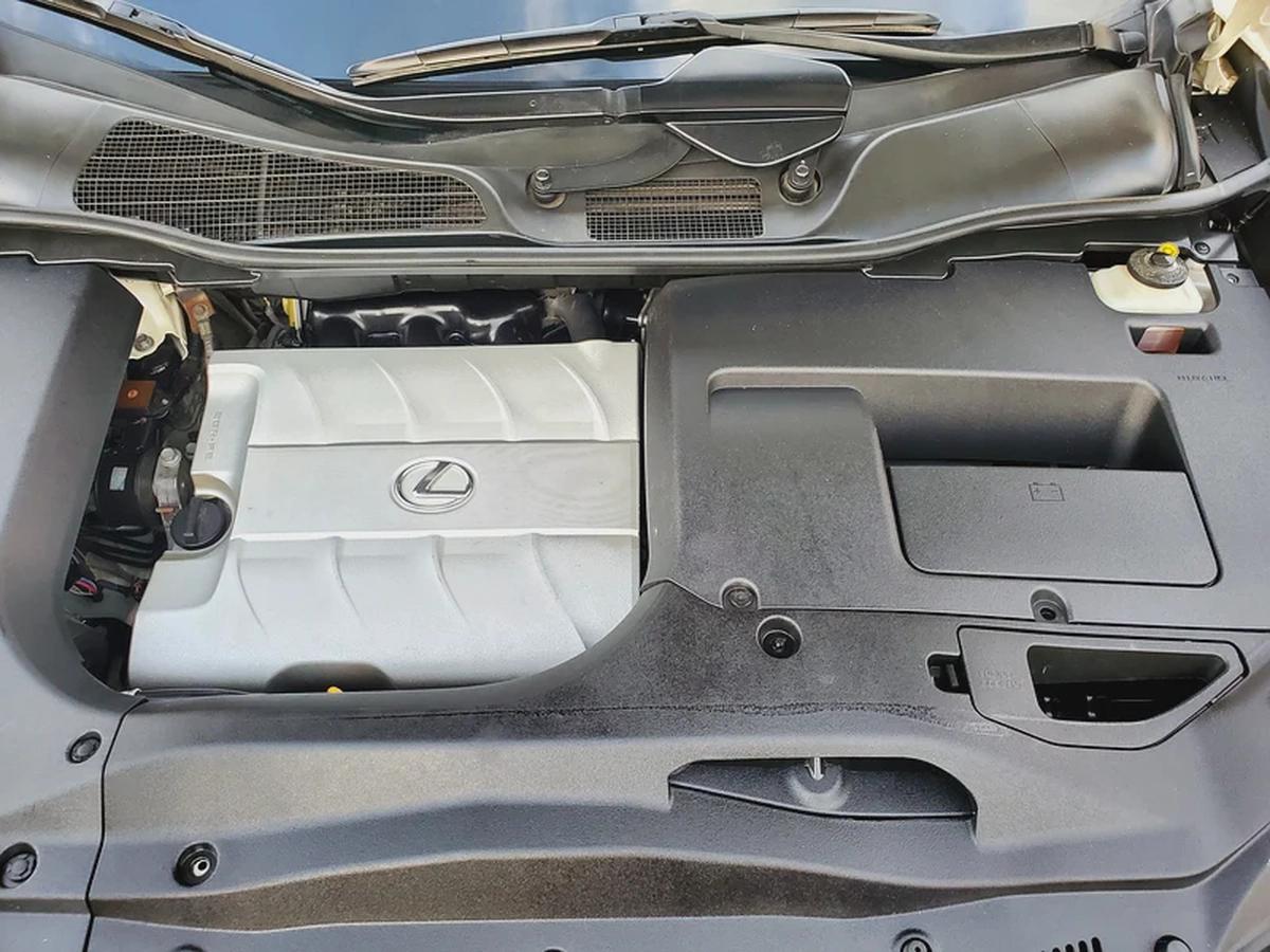 LEXUS RX350 2009 G.C.C FULL OPTION PANORAMIC ROOF IN EXCELLENT CONDITION-7-7