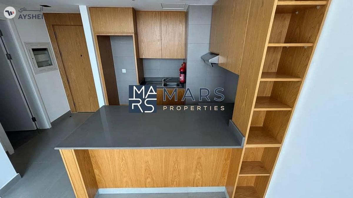 Top-Floor 1BHK with Stunning Views and Privacy-4-4