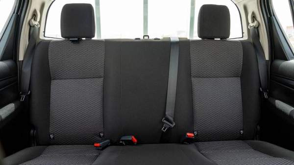 Toyota Hilux 2.4 ديزل