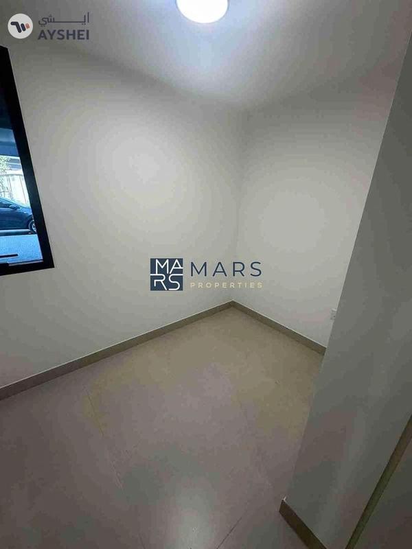 Luxury 2bhk villa in Masaar For rent _115k