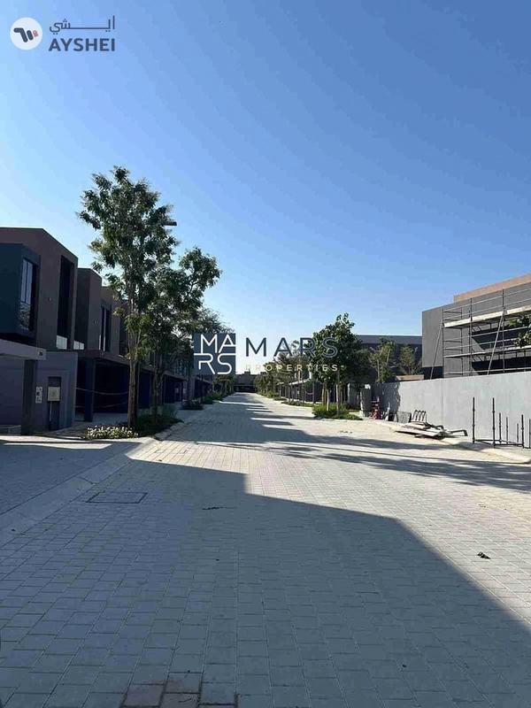 Luxury 2bhk villa in Masaar For rent _115k