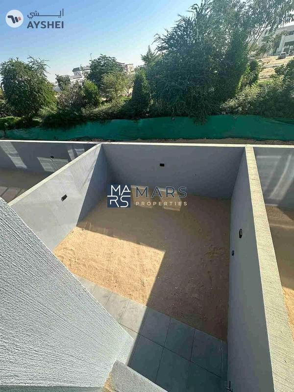 Luxury 2bhk villa in Masaar For rent _115k