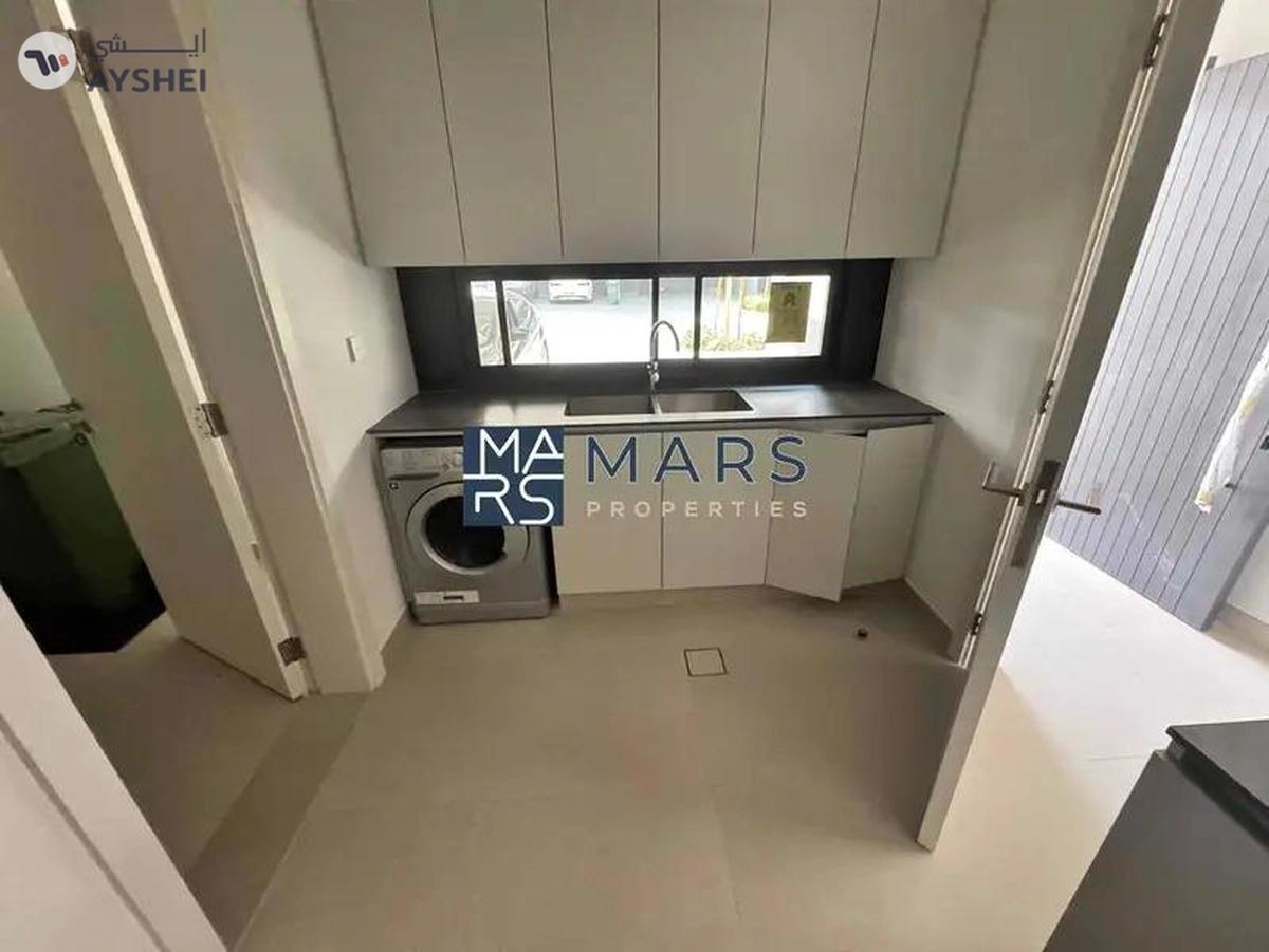 | Brand New 2 Bedroom Townhouse | Maids Room | Private Garden |-4-4