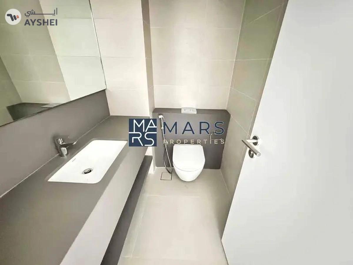 | Brand New 2 Bedroom Townhouse | Maids Room | Private Garden |-6-6