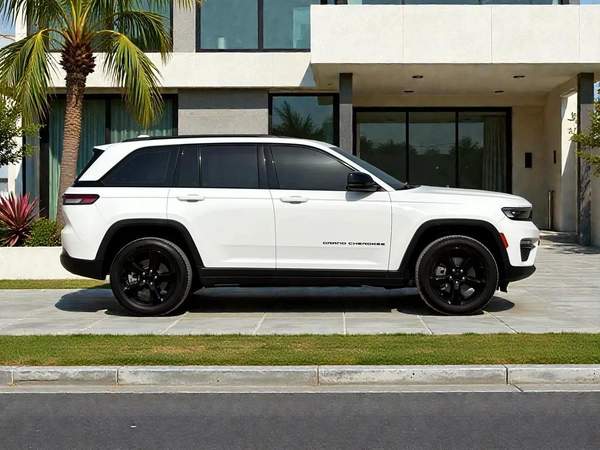 AED 2,070 P.M | 0% DOWN PAYMENT | JEEP GRAND CHEROKEE | AGENCY WARRANTY & SERVICE CONTRACT | GCC