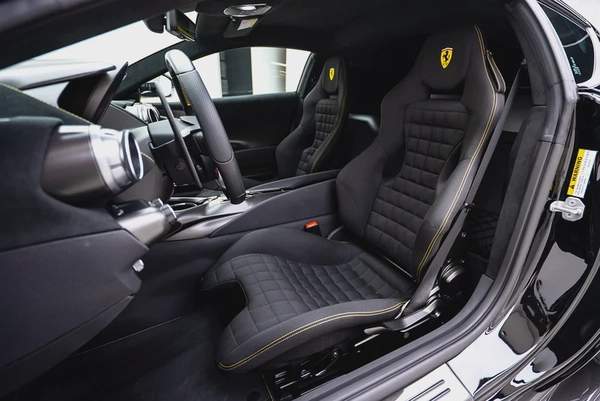 2023 FERRARI 812 COMPETZIONE.