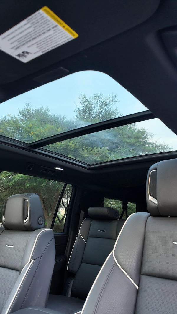 2025 CADILAC Escalad ESV // PLATINUM SPORT