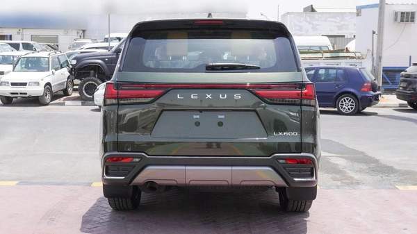 Lexus LX600 3.5L V6