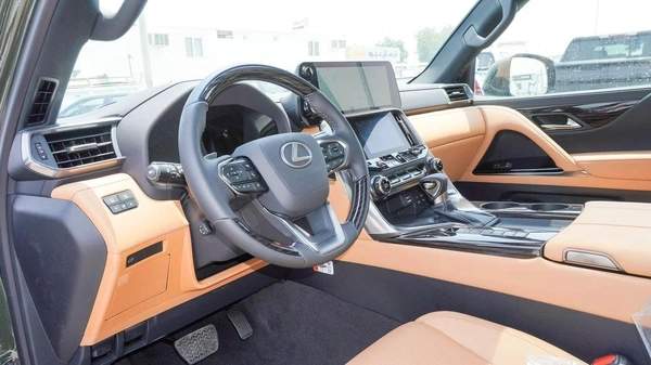 Lexus LX600 3.5L V6