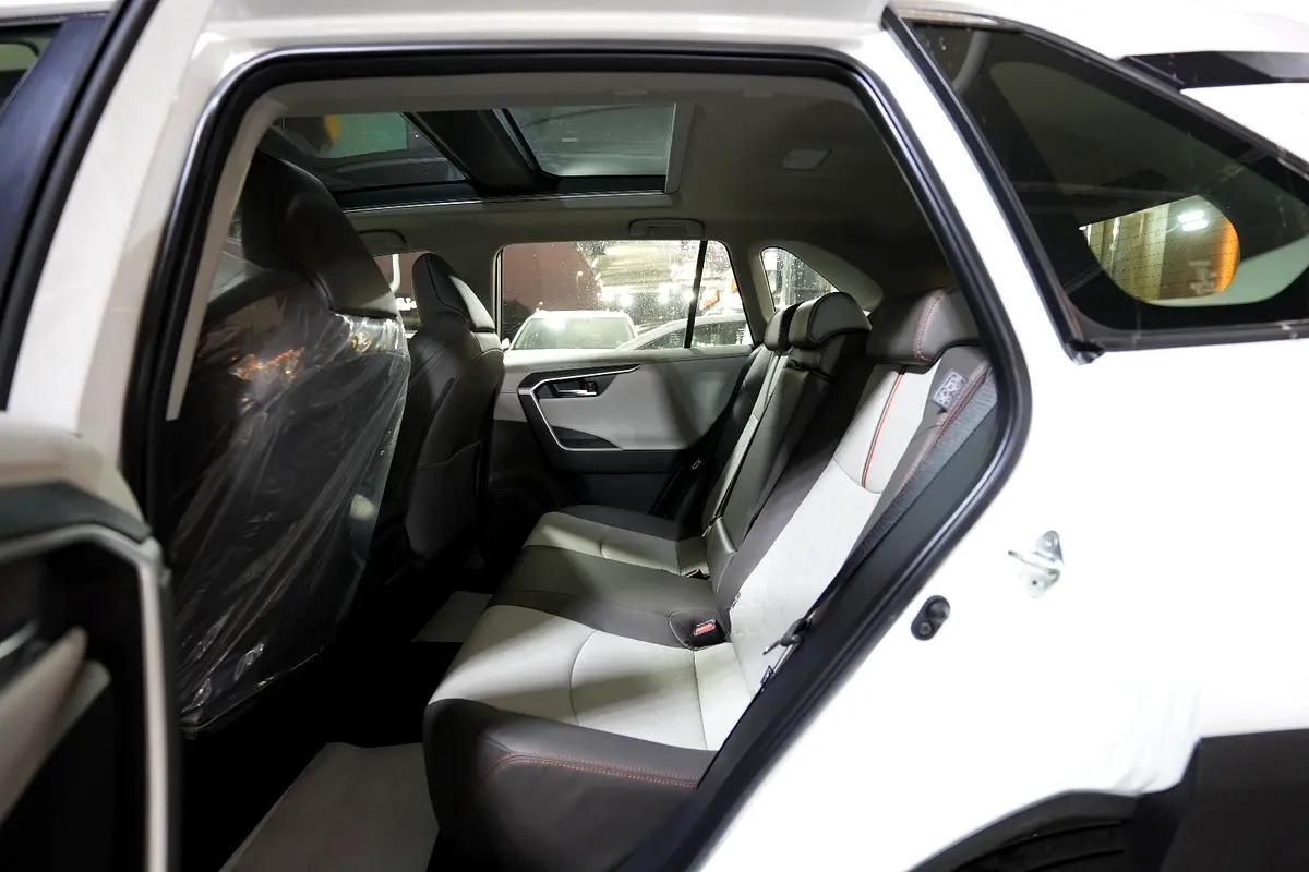 2025 TOYOTA RAV4 ADVENTURE 2.5L AWD GCC-10-10