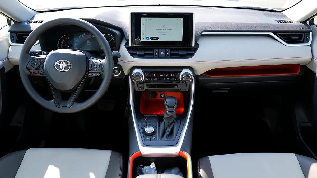 2025 TOYOTA RAV4 ADVENTURE 2.5L AWD GCC-8-8