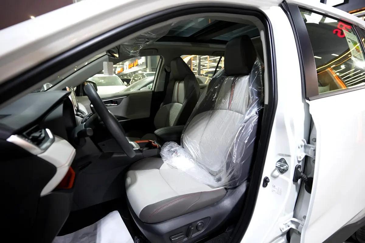2025 TOYOTA RAV4 ADVENTURE 2.5L AWD GCC-3-3