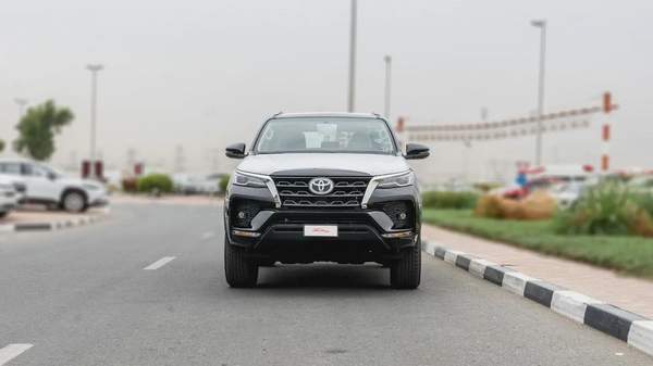 2026 Toyota Fortuner VX 4.0L AT Petrol (Black-Tan)