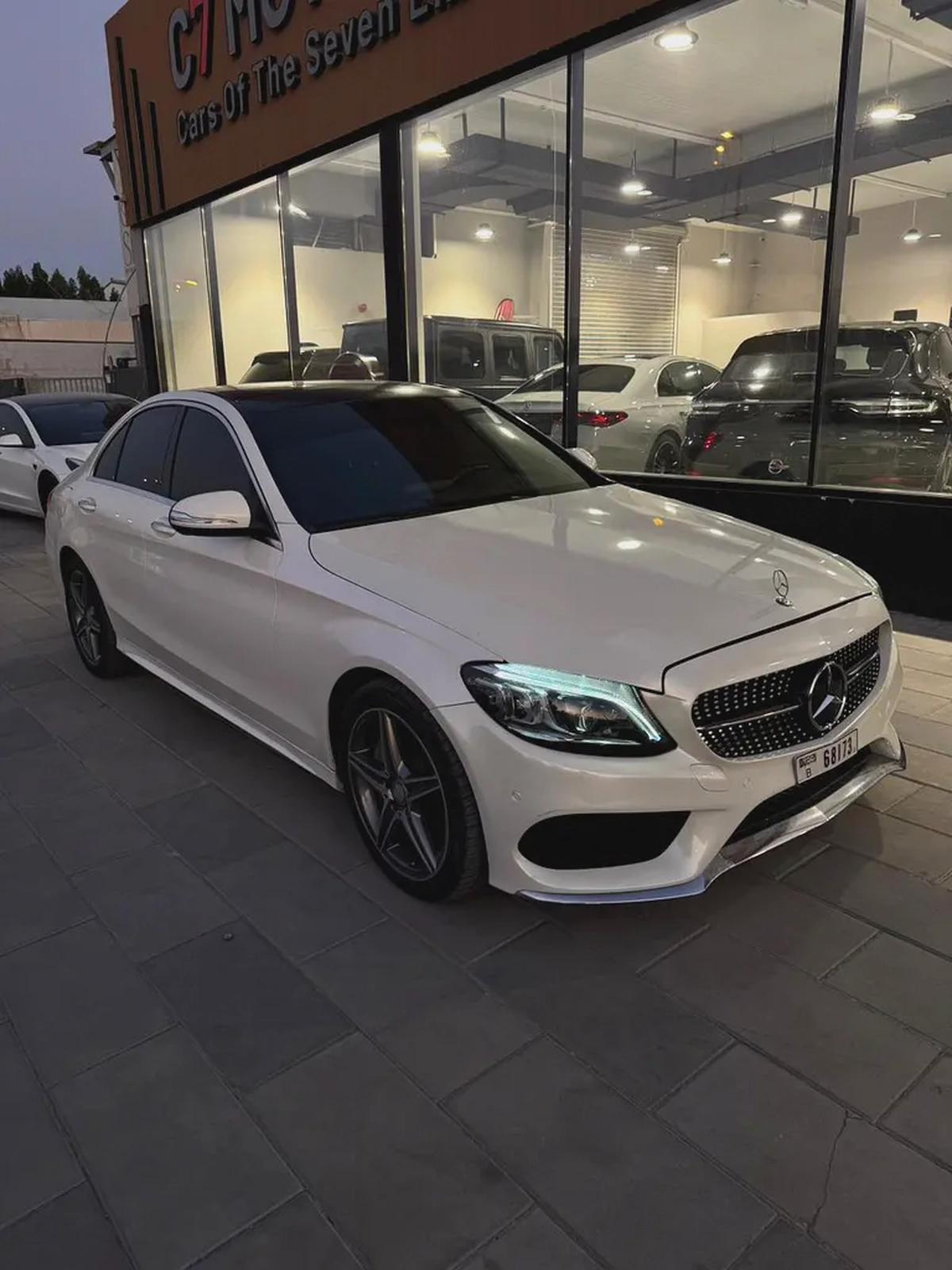 Mercedes-Benz C300 AMG 4MATIC | 2015 | Sport Luxury Sedan | Fully service | Excellent Condition-4-4