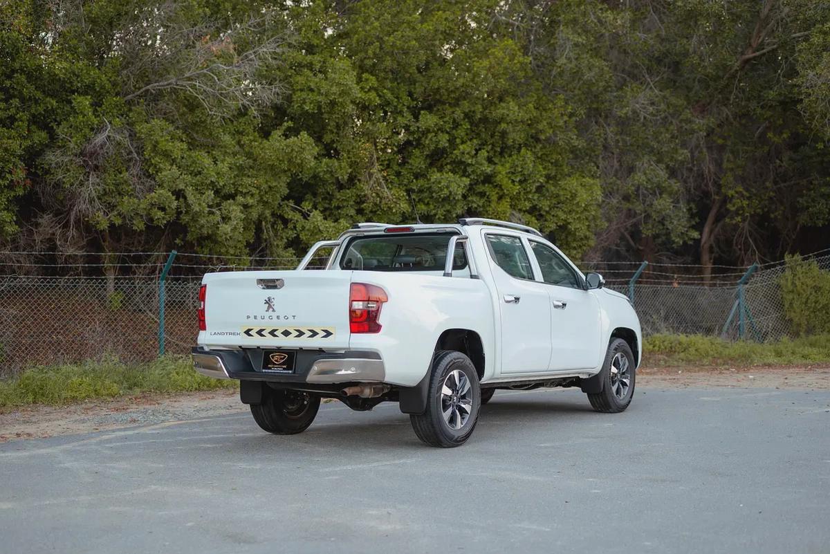 Landtrek | Double Cabin 4X4 | Automatic | GCC Specs | Ref#P18806-2-2