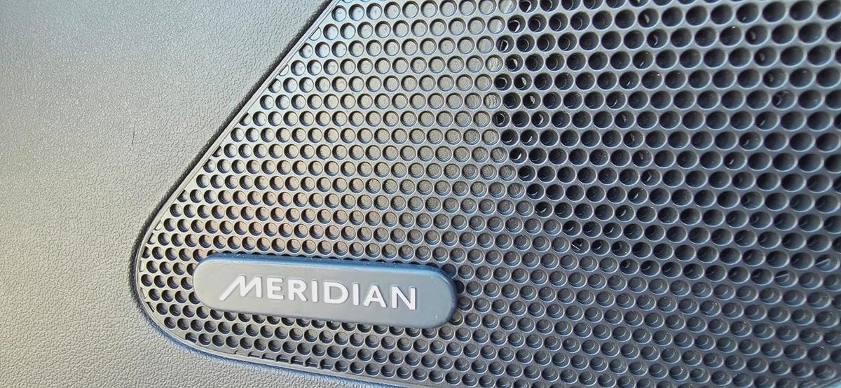 2017-Jaguar F Pace 35T R Sport-Excellent Condition-Bank Finance Available-12-12