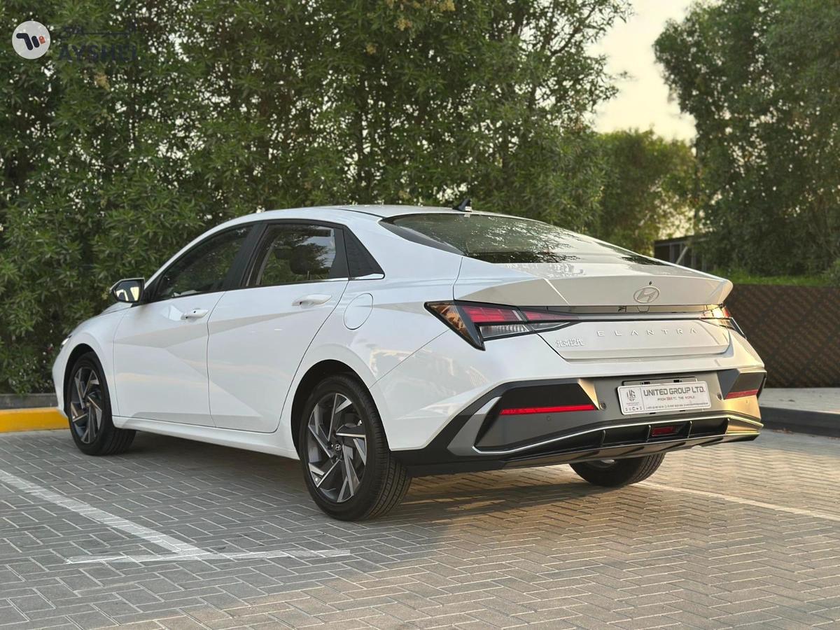 Hyundai Elantra 2025-21-21