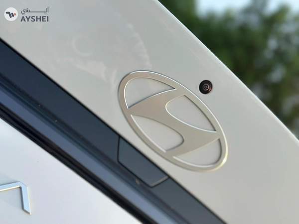 Hyundai Elantra 2025