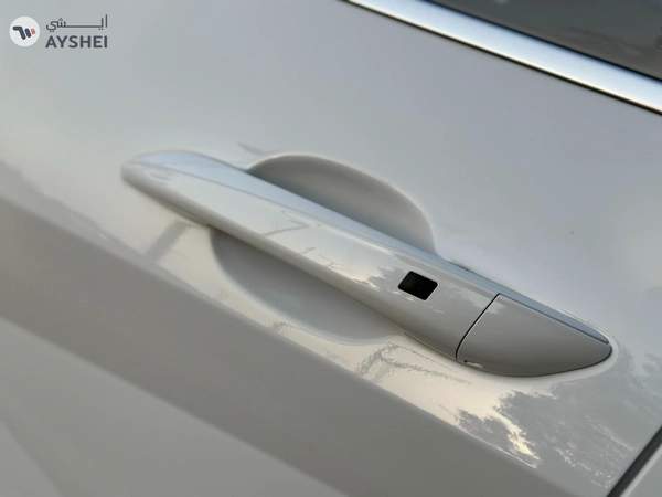 Hyundai Elantra 2025