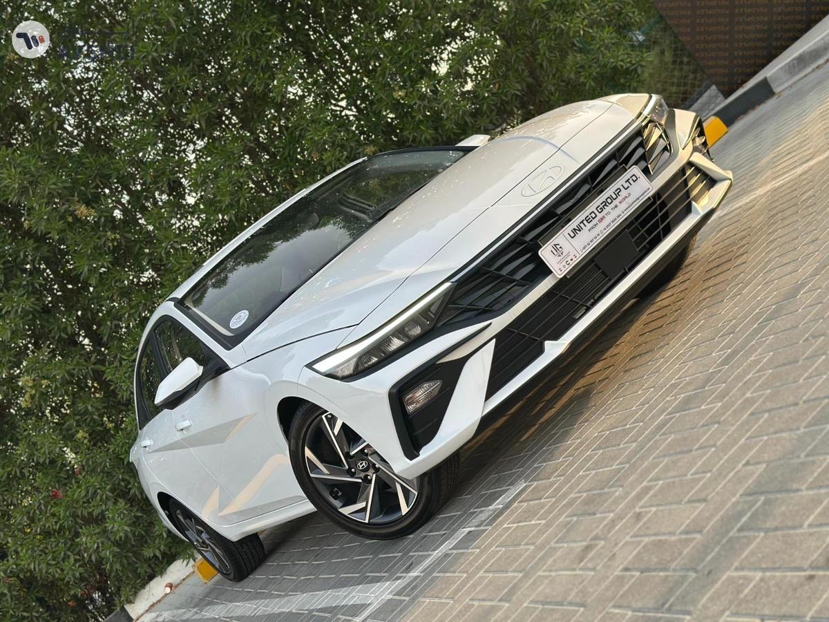 Hyundai Elantra 2025-18-18