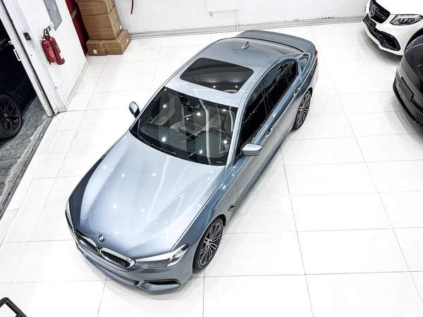 Massive Price Drop!!! // AED 2,050 // 20%DP // 2018 BMW 520i M-Sport // 48 Months